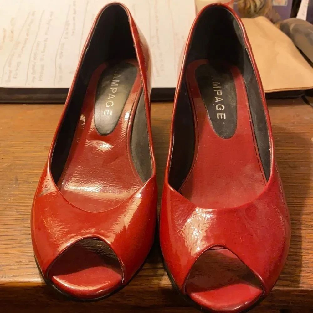 Rampage Red heels sz. 8 medium
